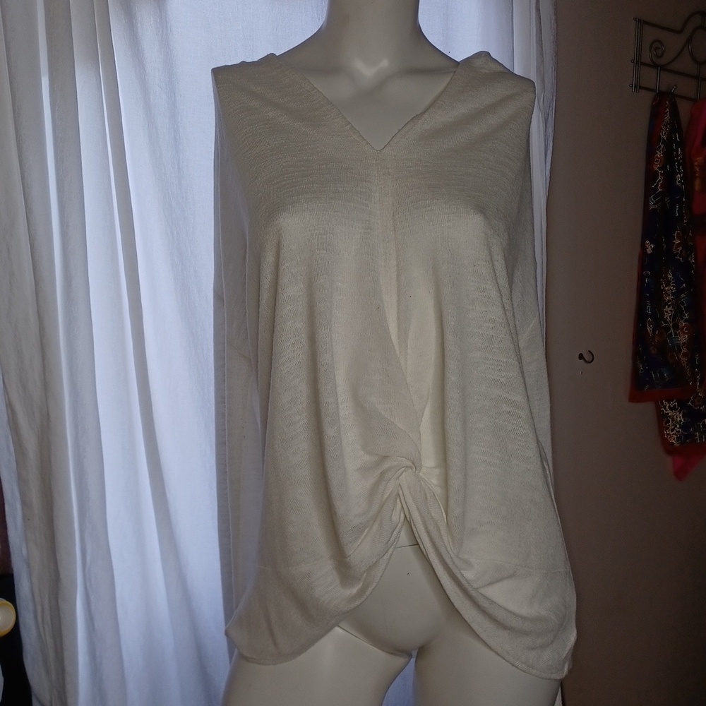 Sanctuary byā Anthropologie light sweater Rayon L